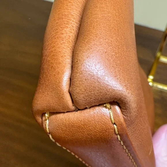 Dooney & Bourke EUC Florentine Kiss lock Wallet/Purse - Picture 6 of 9